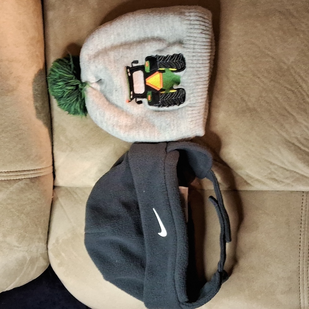 Nike and John Deere boys toddler beanie hats - Picture 1 of 7